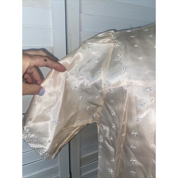 Vintage 30s 40s Pink SILK Satin Bed JACKET Robe Short Embroidered Lingerie O/S - Picture 3 of 8